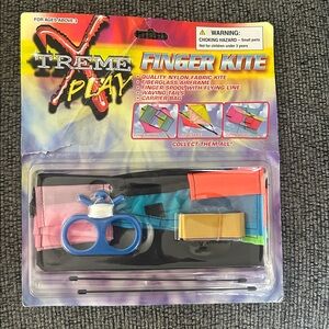 Finger Kite - Multicolor